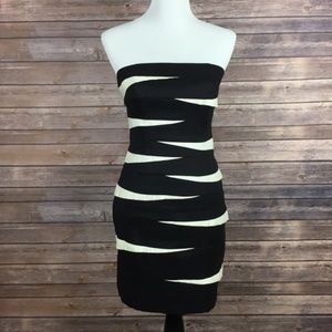 Cache Dresses - Cache Strapless Black and White Mini 2/4 Cache Dresses - Cache Strapless Black and White Mini 2/4
